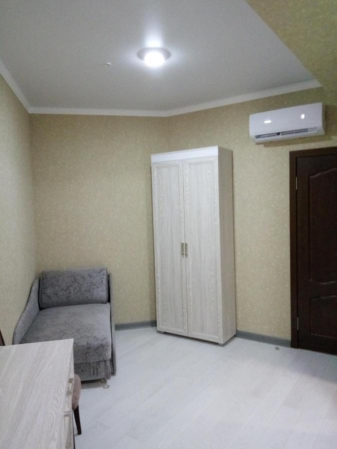 Gega Hotel Gagra Bagian luar foto