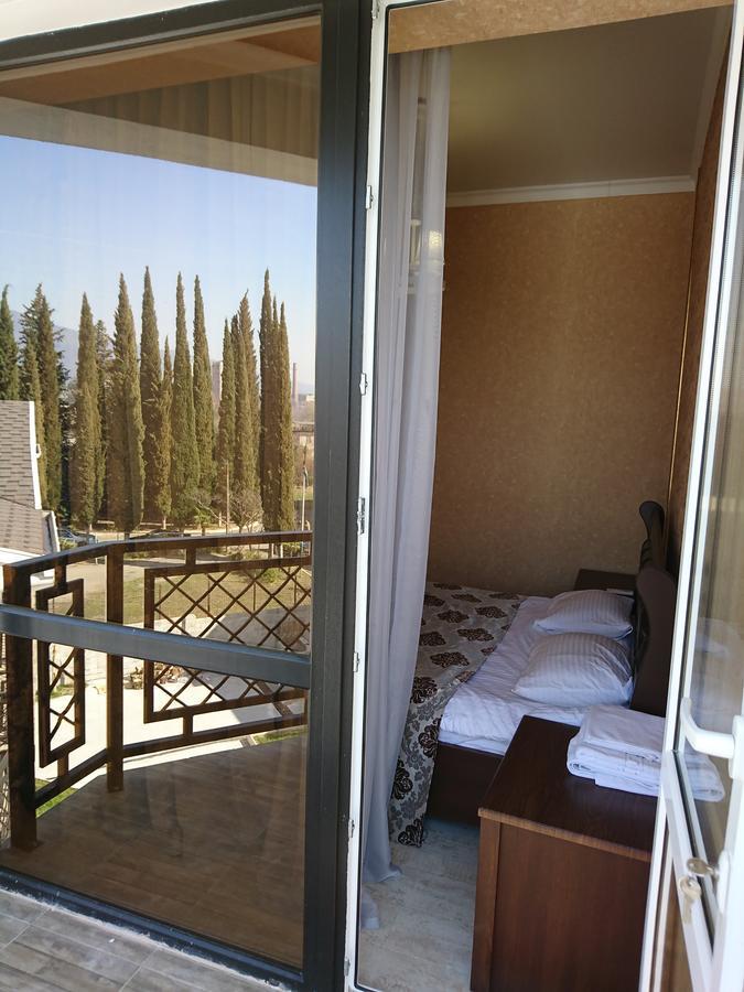 Gega Hotel Gagra Bagian luar foto