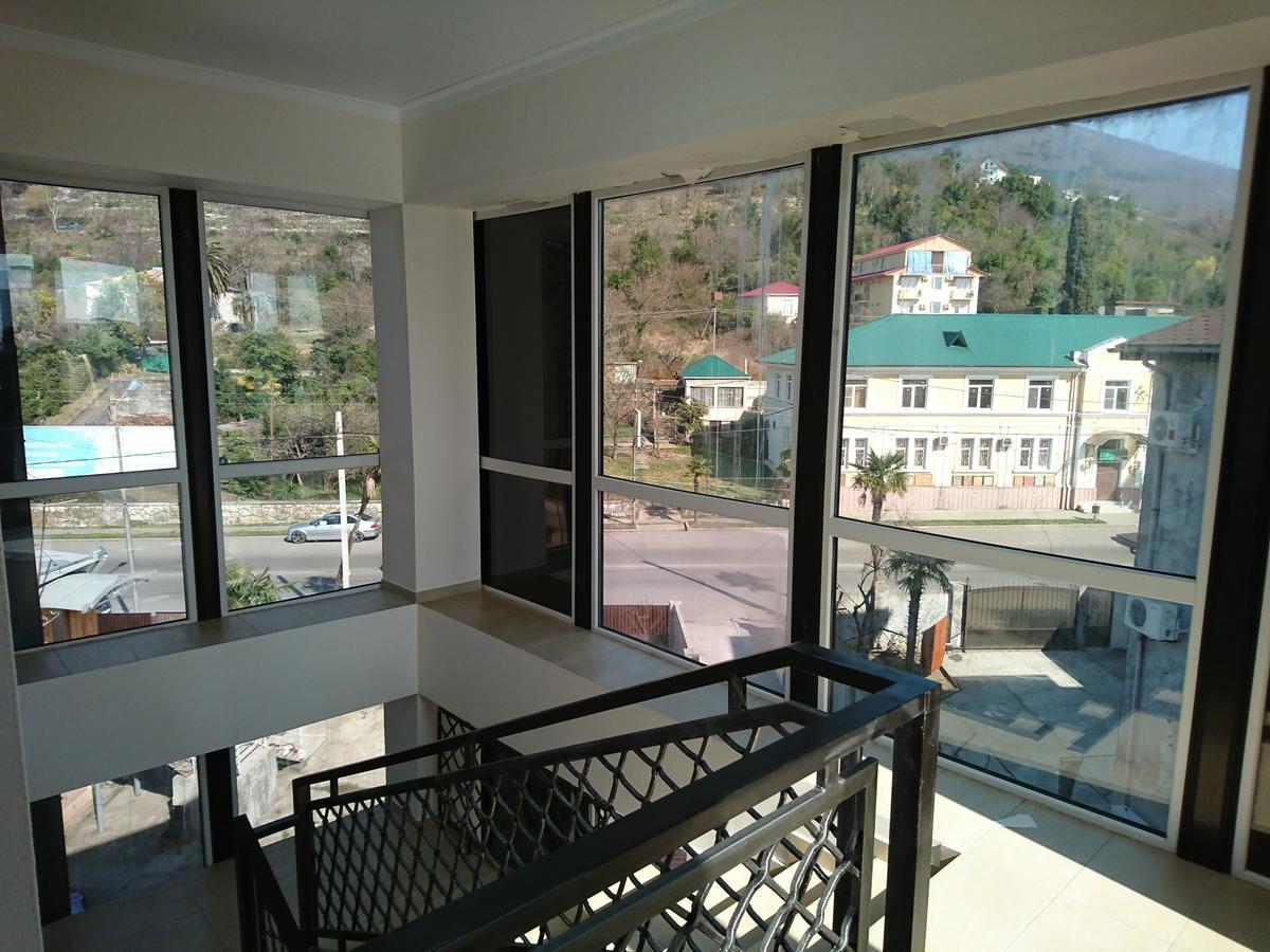 Gega Hotel Gagra Bagian luar foto