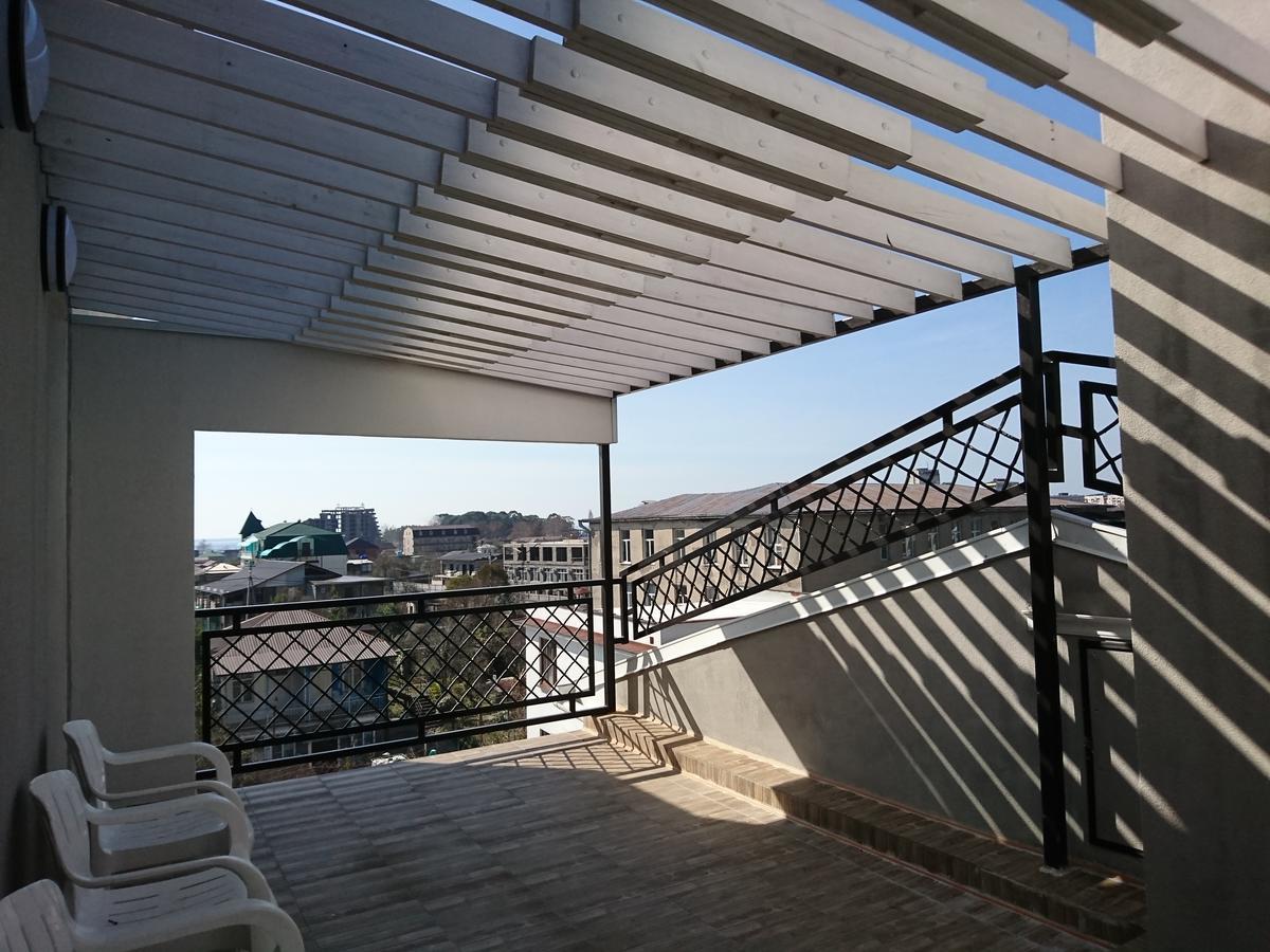 Gega Hotel Gagra Bagian luar foto